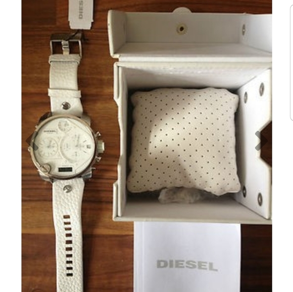 Diesel DZ7125 Big Daddy Oversized Big Face - Picture 7 of 7